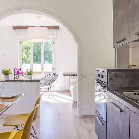 Zaferina - Cco113 By Interhome Carriola